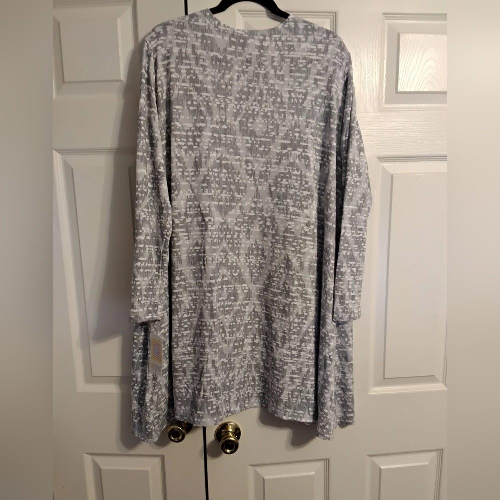 LuLaRoe Caroline Cardigan NWT - Picture 3 of 3